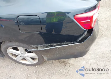 2013 Toyota Camry Se z USA, uszkodzony, nr VIN 4T1BF1FK3DU701079